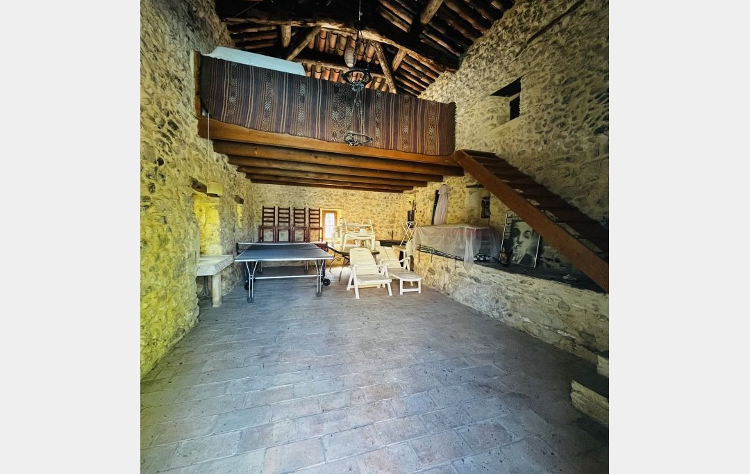 Midimas Immo : Maison / Villa | GOUDARGUES (30630) | 180 m2 | 392 000 € 