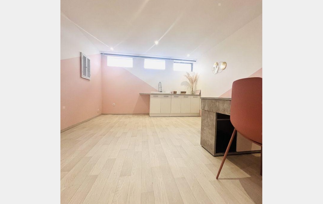 Midimas Immo : Local / Bureau | BAGNOLS-SUR-CEZE (30200) | 209 m2 | 289 000 € 