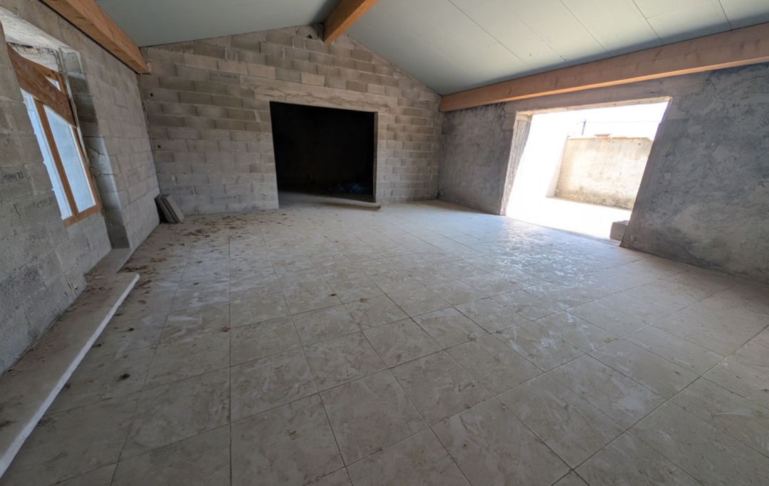 Midimas Immo : Maison / Villa | UZES (30700) | 408 m2 | 244 950 € 