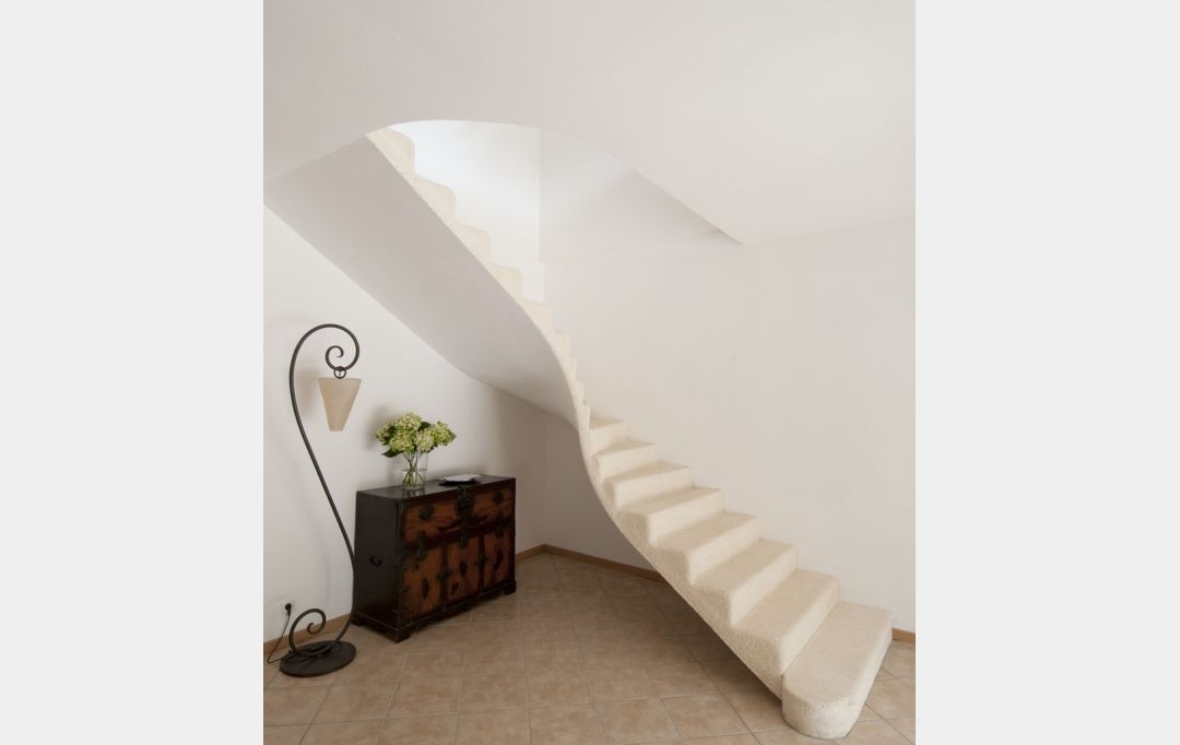 Midimas Immo : Maison / Villa | VALLON-PONT-D'ARC (07150) | 425 m2 | 884 000 € 