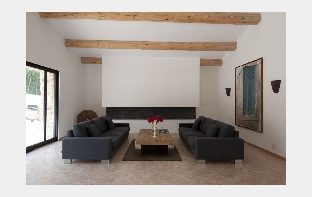 Midimas Immo : Maison / Villa | VALLON-PONT-D'ARC (07150) | 425 m2 | 884 000 € 