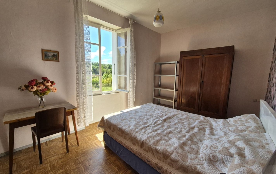 Midimas Immo : Maison / Villa | GOUDARGUES (30630) | 208 m2 | 200 000 € 