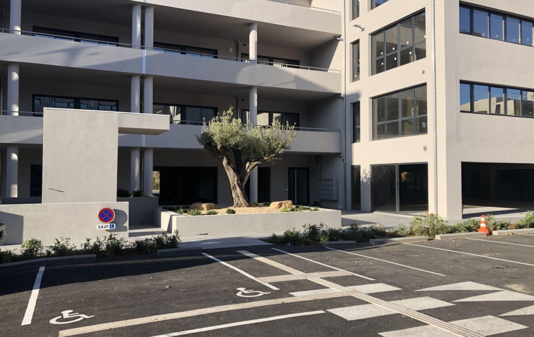 Midimas Immo : Local / Bureau | AUBAGNE (13400) | 208 m2 | 1 630 &euro; 