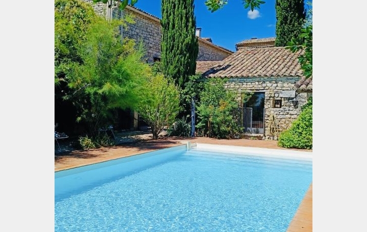 Propriété GOUDARGUES 131 m2 650 000 € Propriété GOUDARGUES 131 m2 650 000 €
